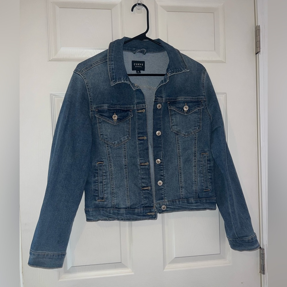 Curve Appeal Women’s Size Medium Jean Jacket